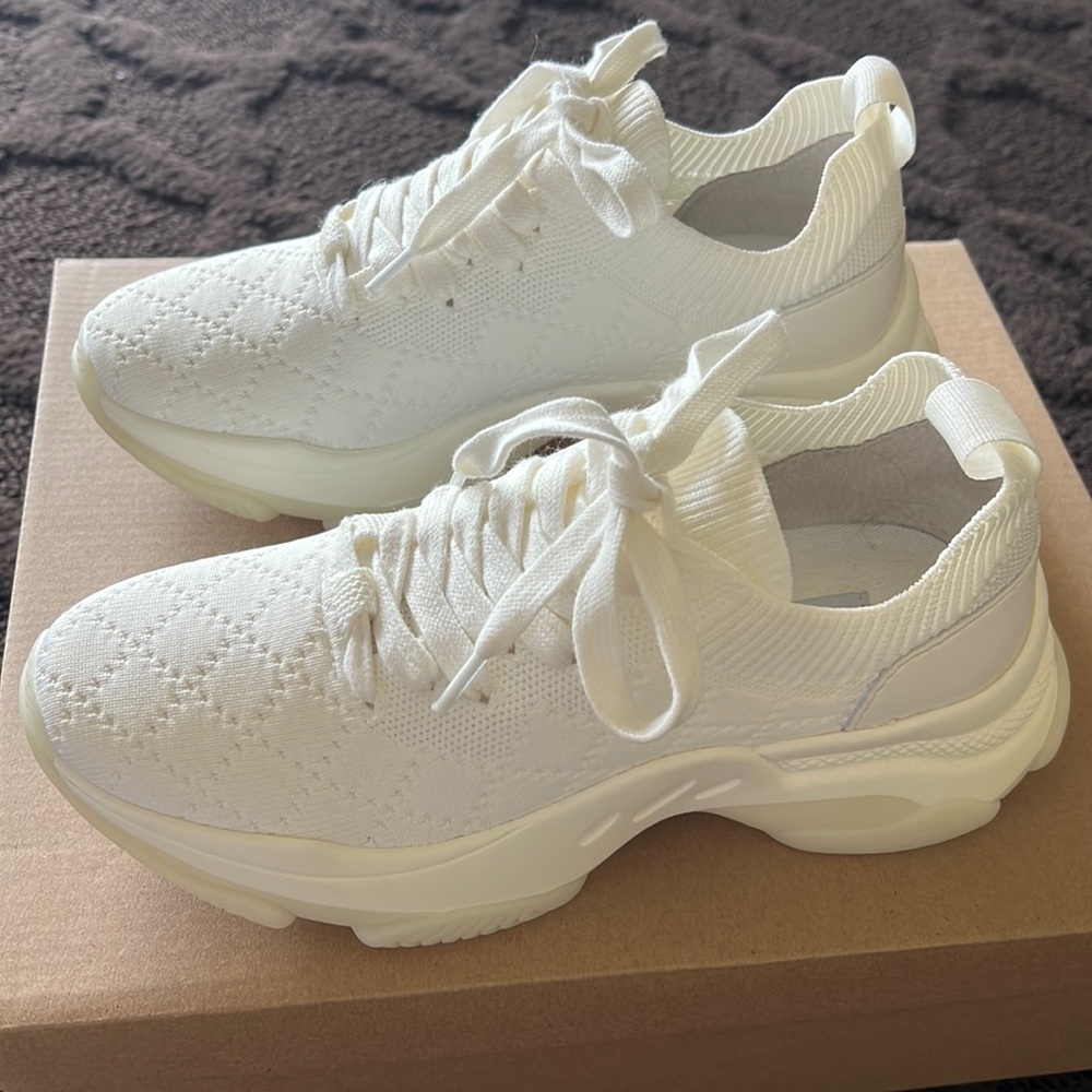 Steve Madden sneakers